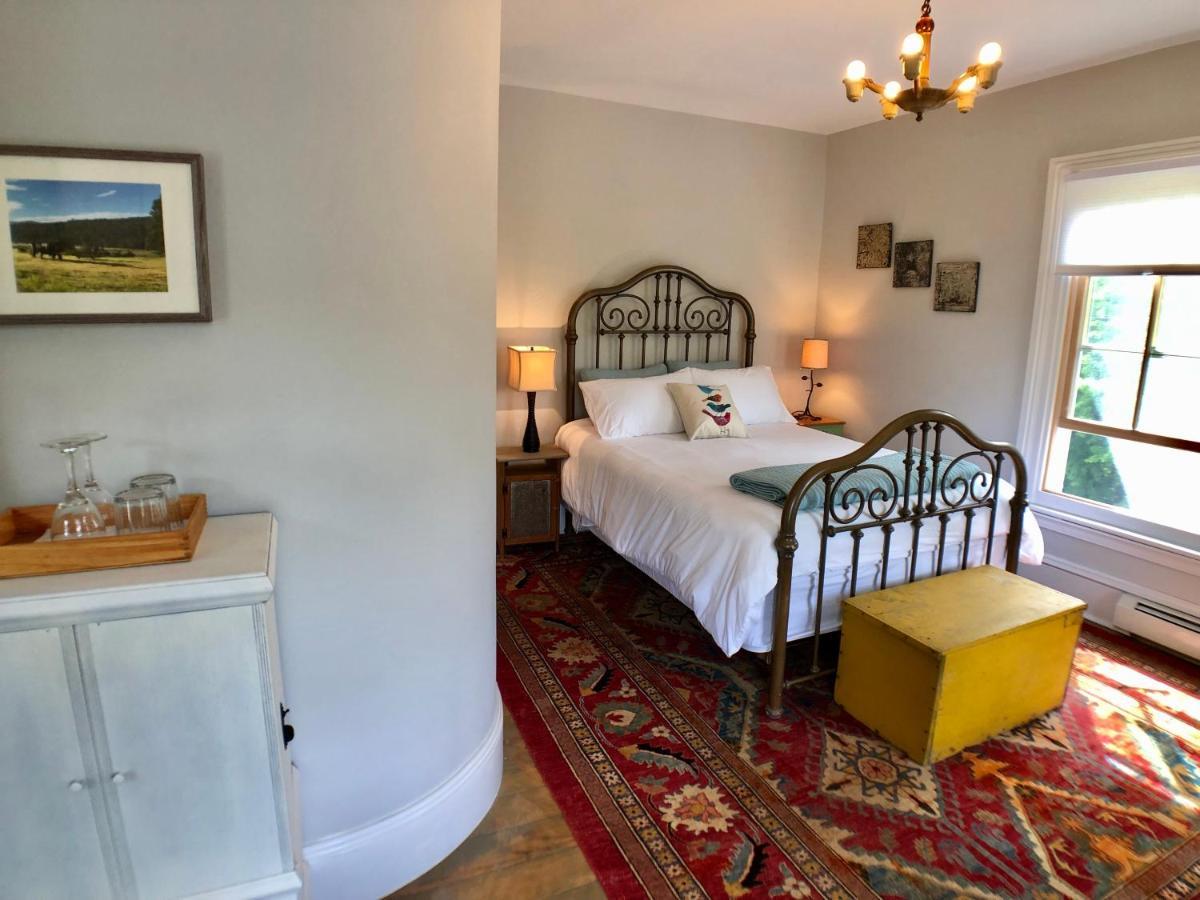 Mill Pond Inn Jefferson Buitenkant foto
